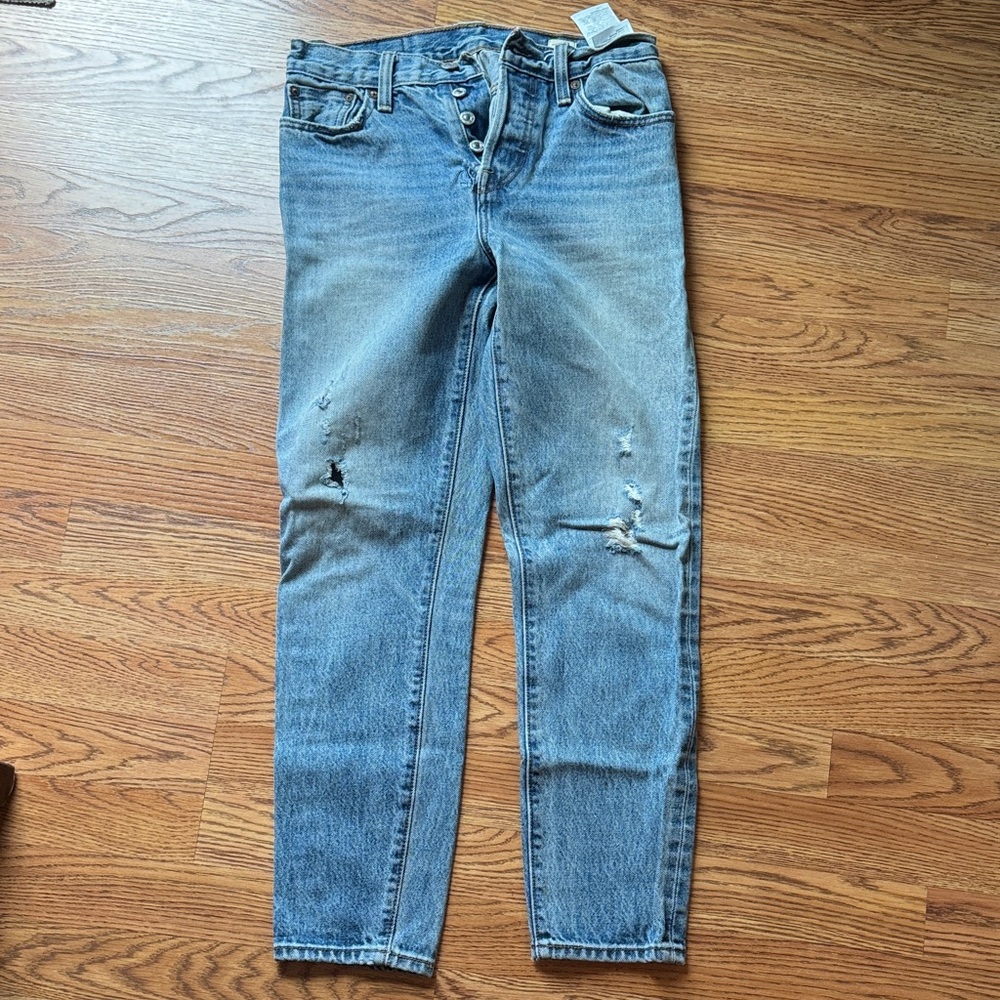 Levis Distressed High Waisted Womens Jeans